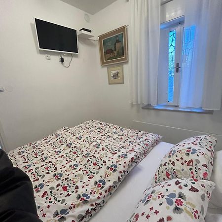 Very Close Studio Apartment Zagreb Exteriör bild