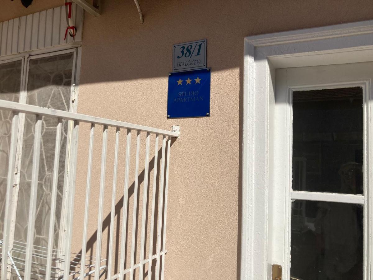 Very Close Studio Apartment Zagreb Exteriör bild