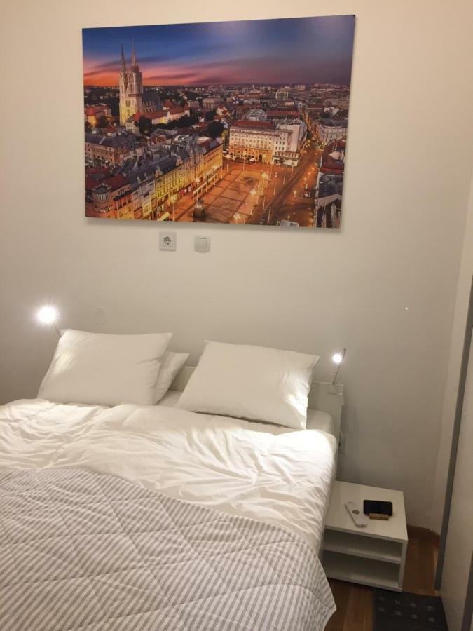 Very Close Studio Apartment Zagreb Exteriör bild