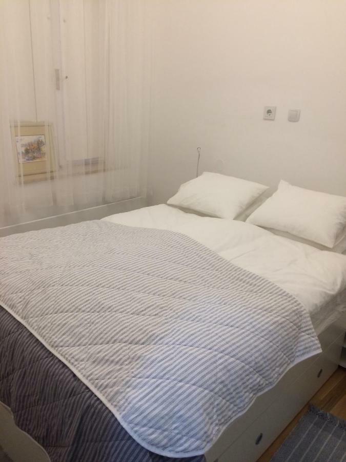 Very Close Studio Apartment Zagreb Exteriör bild